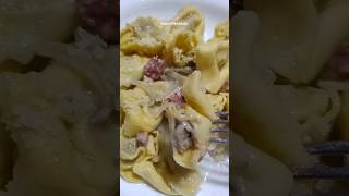 Tortellini ripieni ai funghi porcini conditi con un soffritto di cipolla e vari salumi a pezzetti [upl. by Ilera]