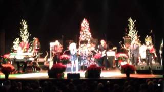 Darlene Love quotNobody Wants To Be Alone On Christmasquot [upl. by Elenore]