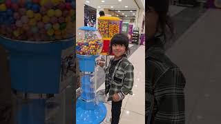 Vending coin candy from shopping mall by me daughter maharaja thaye subscribe pleasesubscribe [upl. by Robinett763]