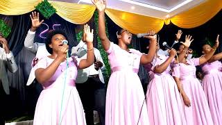 MBESE WARABIMENYE BY TUJYISIYONI CHOIR LIVE CONCERT [upl. by Owena]