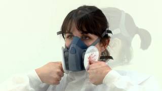 Fitting 3M™ 7500 Series Reusable Respirators [upl. by Grew]