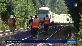 Collision entre un tracteur et un TGV  la SNCF veut porter plainte [upl. by Najtsirk]