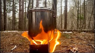 Bushcraft Cooking In The Woods  Vegetarian Borsch [upl. by Gnurt]