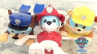 La Pat’ Patrouille Jouets de bain Nageurs Paw Patrol Paddlin’ Pups [upl. by Kendrick374]