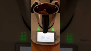 Peel Potatoes in 4 Minutes 🥔 cooking thermomix bladecover [upl. by Aielam]