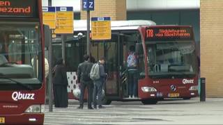 Minder bussen in zomerperiode [upl. by Reinert223]