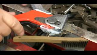 Bessey BTNA Lever Clamps Presented by Woodcraft [upl. by Nevin]