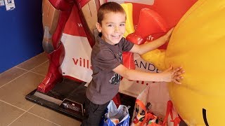 VLOG  SHOPPING DE SWAP DU MILLION 🎉  Les surprises de Swan pour Néo 🛍 [upl. by Ennovihc]