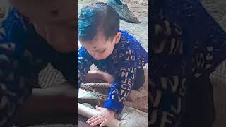 Tera chand sa mukhda momoj bnari hai viralshort babygirl cut [upl. by Allevon838]