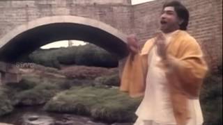 Deivathin Ther  Sivaji Ganesan JayalalithaVijaykumar  Tamil Classic Song [upl. by Linker]