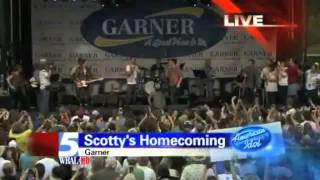 Josh Turner surprises Scotty McCreery on his stage [upl. by Leventhal]