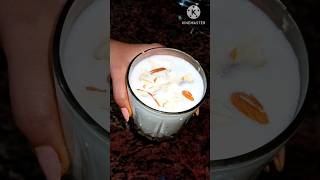 banana shake banana milk shake trending shortvideo food trendingvideo [upl. by Onyx]