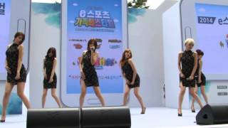 Mini Skirt 짧은 치마  AOA Live  2014 eSports Family Festival [upl. by Aihsotal]