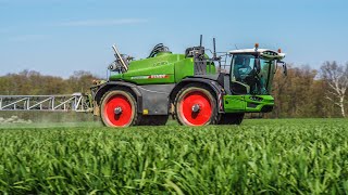 New Fendt Rogator 655  Spraying Wheat [upl. by Shaeffer]