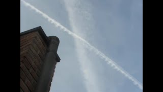 Chemtrails 131024 MünsterlandSie vergiften uns täglichDr Zeller über GeoengineeringPatente [upl. by Pettiford]