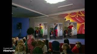 The Hooley Dooleys Kangaroo LIVE At Preschool Dancing Video [upl. by Merl222]