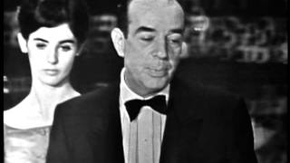 Vincente Minnelli winning the Oscar® for Directing‬‬‬‬ [upl. by Laniger]