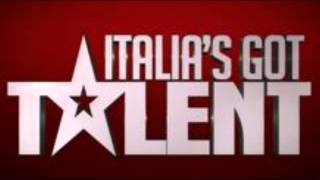 Italias Got Talent  12 ottobre 2013  Sintesi della quinta puntata su Canale 5 [upl. by Mccormick]