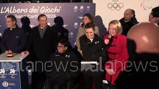 Milano  Cortina 2026 si accende lalbero di Natale in piazza Duomo 100mila luci [upl. by Yzeerb]