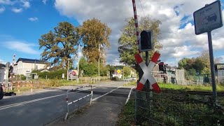 Sprechender Bahnübergang in Arnsberg  Oeventrop sauerland bahnübergang zug train [upl. by Tenenbaum667]