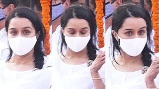 Shraddha Kapoor Eyes Look Tired Of Crying At Grandmother Lata Mangeshkar State FuneraI [upl. by Anicul]