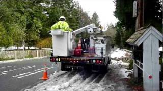 TimeLapse Video of Winter Storm 2012 Repairs by Comcast [upl. by Menard]