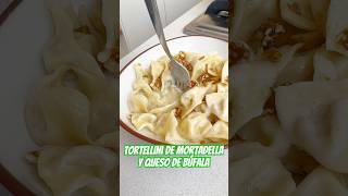 Tortellini de mortadella y queso de búfala [upl. by Aralk925]