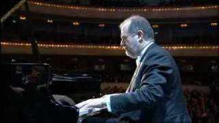 Garrick Ohlsson amp Warsaw Philharmonic Orchestra  Piano Concerto No 1 in E minor Op 11 allegro 2010 [upl. by Anahtor]