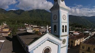 Contratación Santander Iglesia Colegio Cementerio vista aérea [upl. by Rock]