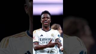 Voici Combien Gagne Vinicius Junior Au Real Madrid 💸⚽️ [upl. by Ornie]