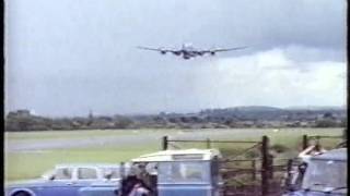 Avro Shackleton AEW2 WL747 Florence of 8 Sqd displays at Woodford Air Show 22nd June 1991 [upl. by Fe]