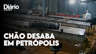 Chão desaba em estamparia de Petrópolis [upl. by Casteel39]