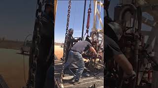 Pulling Drill Pipe Workover Rig oilrig rig drilling oil pulling [upl. by Onilegna390]