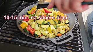 Grilovaná zelenina na litinovém Woku Valhal Outdoor a grilu Campingaz WLD  extra rychlý recept [upl. by Vaish]