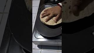 Parfet gol amp soft roti yt shorts chapati fulka roti shorts motivation priyar lifestyle [upl. by Hettie]