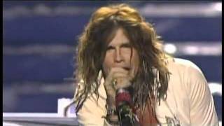 Steven Tyler  Dream On  American Idol Season 10 Finale Results Show  052511 [upl. by Etra]