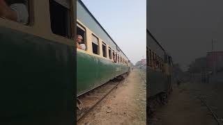 😍😍Close Capture😍😍 42DN Karakoram Express Departure At Lahore Stationsupportmychannelpakrailroads [upl. by Nitsuj]