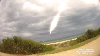 Dangerously Close Meteor Strikes Australian Beach [upl. by Alyse]