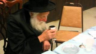 Skulener Rebbe blessing cup [upl. by Kcirdef]