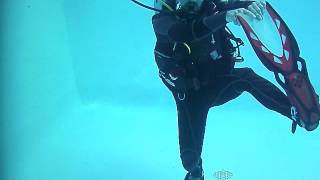 Scuba Review Cramp Removal [upl. by Ertemed]