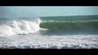 Surfing Raglan  Surfing New Zealand  Manu Bay  Big Wave Surfing [upl. by Mckinney]