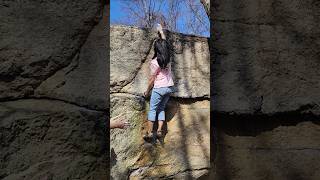 Out of the frying pan V6 Peterskill  Gunks Bouldering climbing bouldering [upl. by Legna241]