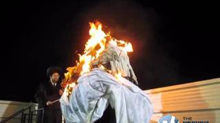 The Boyaner Rebbe Lighting the Medura on Lag BaOmer in Meron [upl. by Jordison]