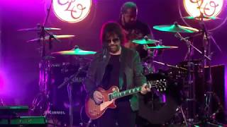 Jeff Lynnes ELO  Evil Woman Live Kimmel ProShot [upl. by Prestige54]