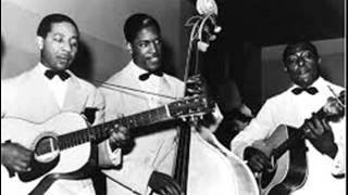 Lonnie Johnson  Chicago Blues [upl. by Doubler]