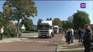 Truckrun Westfriesland herdenkt Gerrit Redeker met rouwkrans [upl. by Piper]