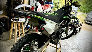 Klx140L Modifying the Intake Manifold to fit a 22mm Mikuni Carb Runs Great [upl. by Nothsa985]