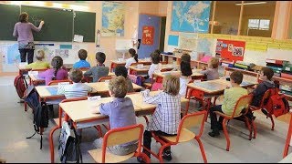 Léducation en France lenseignement primaire [upl. by Nnyliram191]