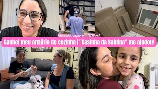 Ganhei meu armário de cozinha Casinha da Sabrina ajudou Obrigada varoas Recebi presentes dos EUA [upl. by Jamaal]