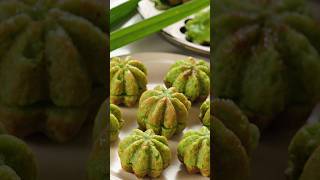 爆浆香兰🌿 Kuih Cara Manis [upl. by Ahsinac371]